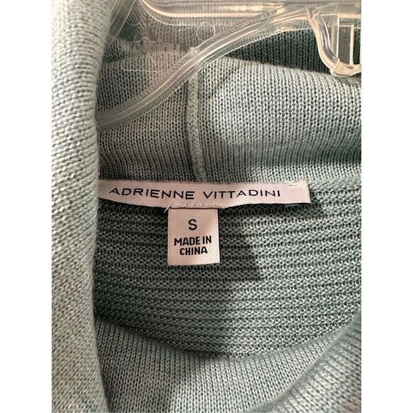 Adrienne Vittadini women’s green knit long sleeve sweater size Small. #39-0993 - Picture 3 of 5